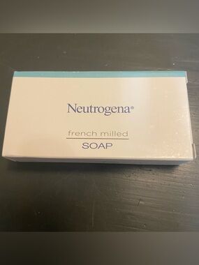 Neutrogena White French Milled Soap Bar